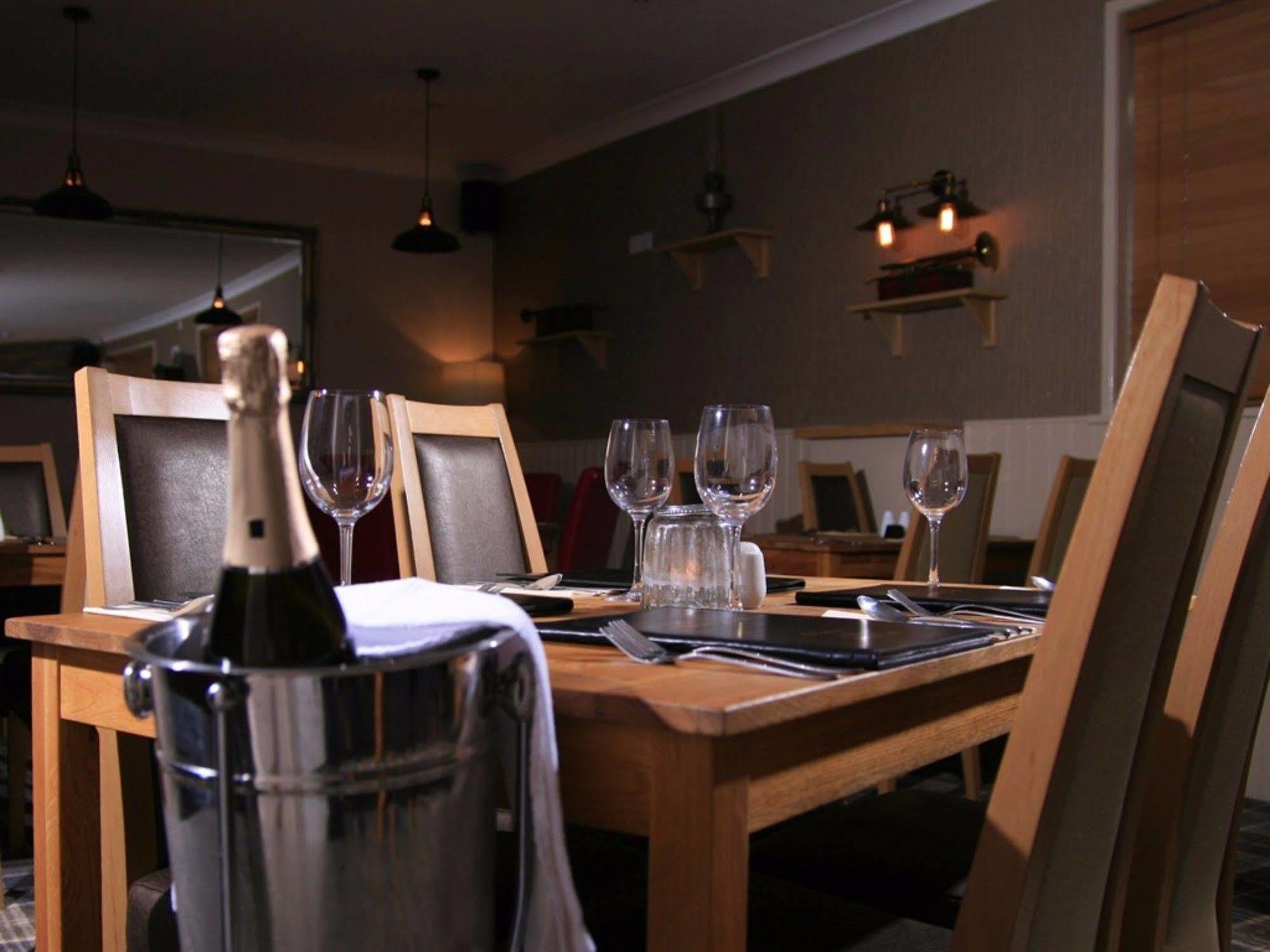 The Townhead Hotel Lockerbie Dış mekan fotoğraf