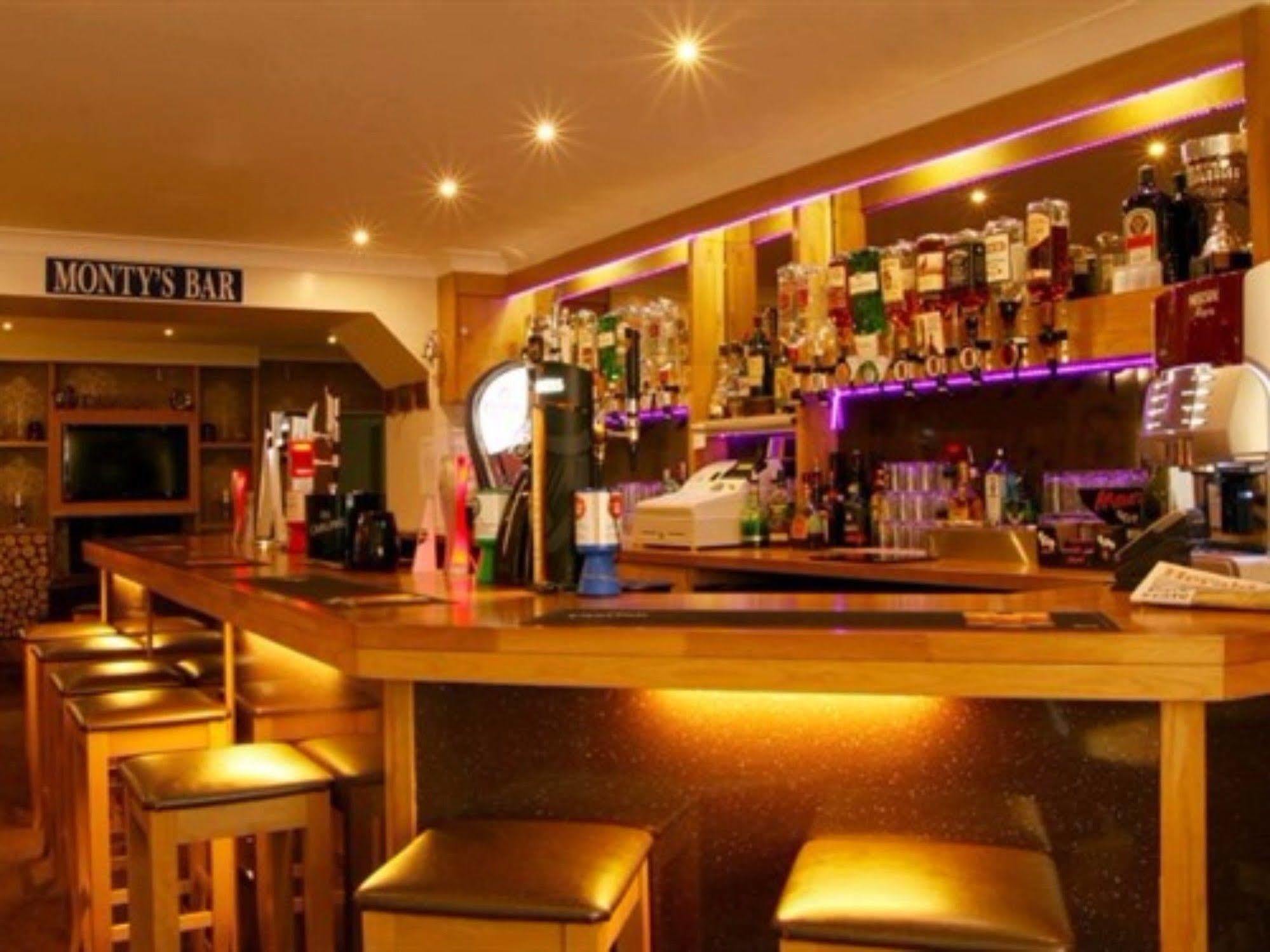 The Townhead Hotel Lockerbie Dış mekan fotoğraf